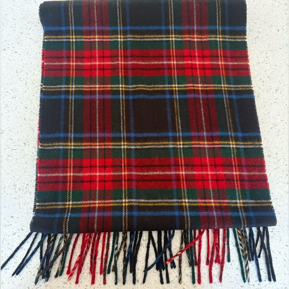 V. FRAAS Plaid Scarf 🧣 Made in Germany | Classic Tartan Fringe